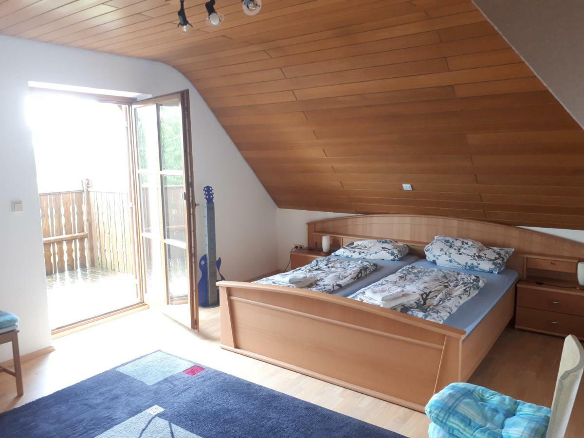 Villa Blue Nördlingen Esterno foto