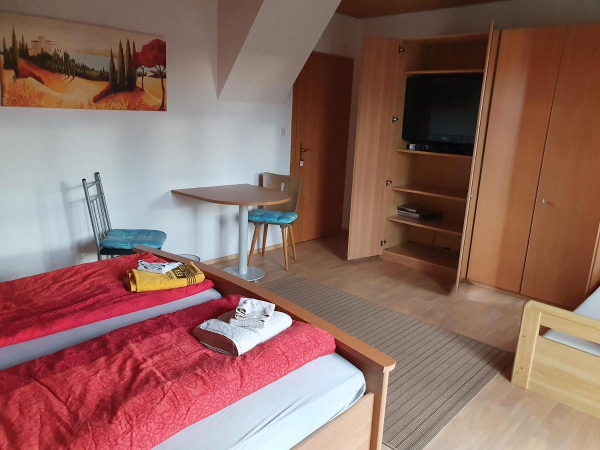 Villa Blue Nördlingen Esterno foto
