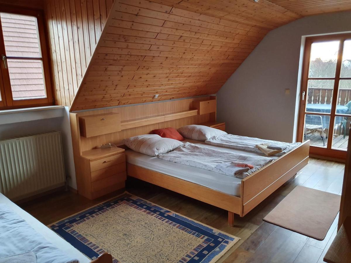 Villa Blue Nördlingen Esterno foto